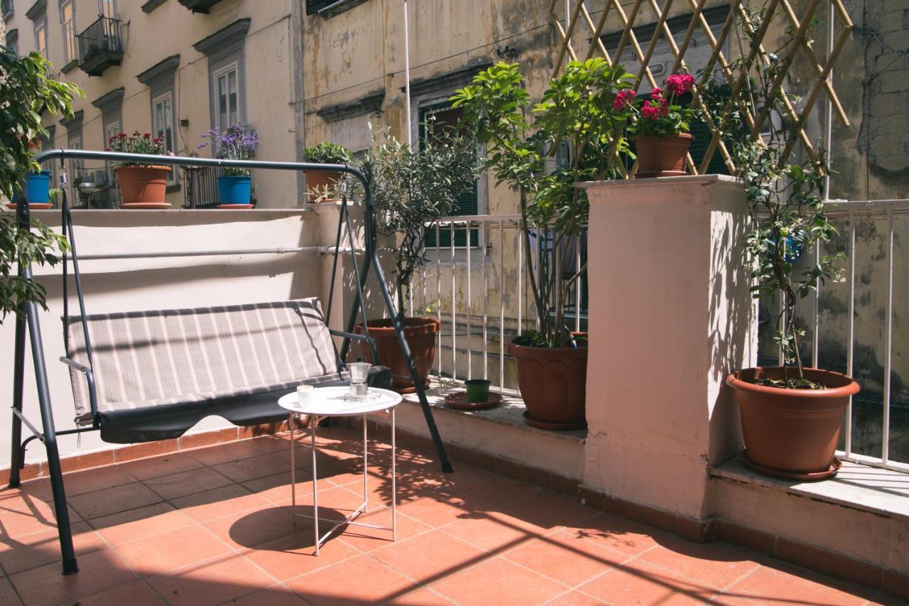 La Casa Del Nespolo, 2 Terrazzi E 2 Bagni In Centro Apartamento Nápoles Exterior foto