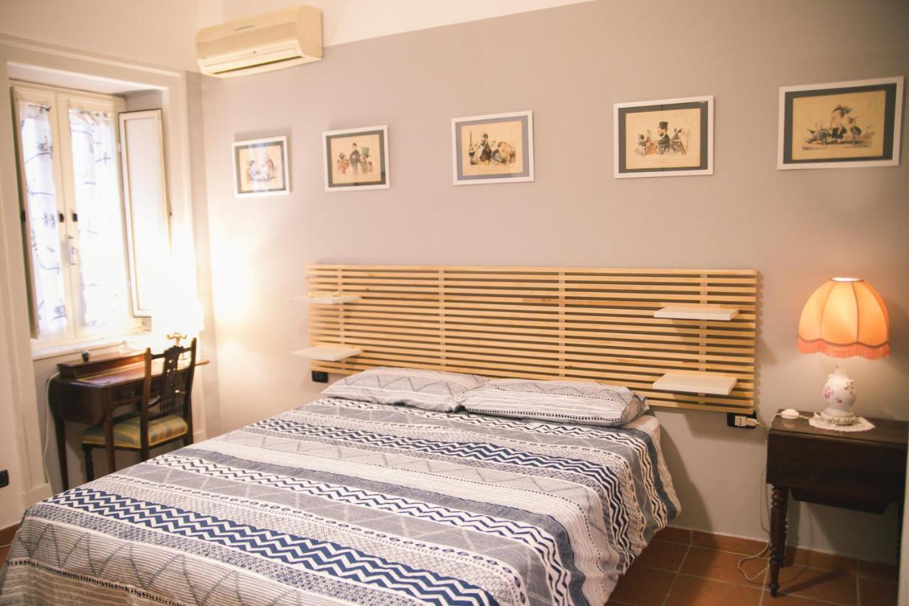 La Casa Del Nespolo, 2 Terrazzi E 2 Bagni In Centro Apartamento Nápoles Exterior foto
