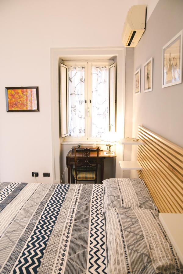 La Casa Del Nespolo, 2 Terrazzi E 2 Bagni In Centro Apartamento Nápoles Exterior foto