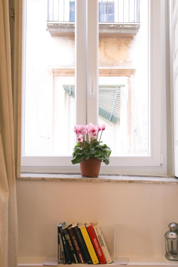 La Casa Del Nespolo, 2 Terrazzi E 2 Bagni In Centro Apartamento Nápoles Exterior foto