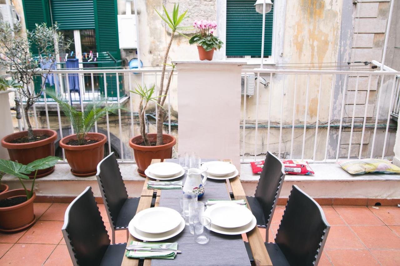 La Casa Del Nespolo, 2 Terrazzi E 2 Bagni In Centro Apartamento Nápoles Exterior foto